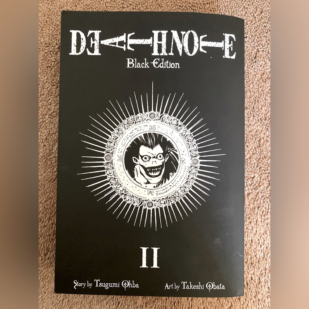 Death note includes volumes 3-4 book is in excellent condition never used/read